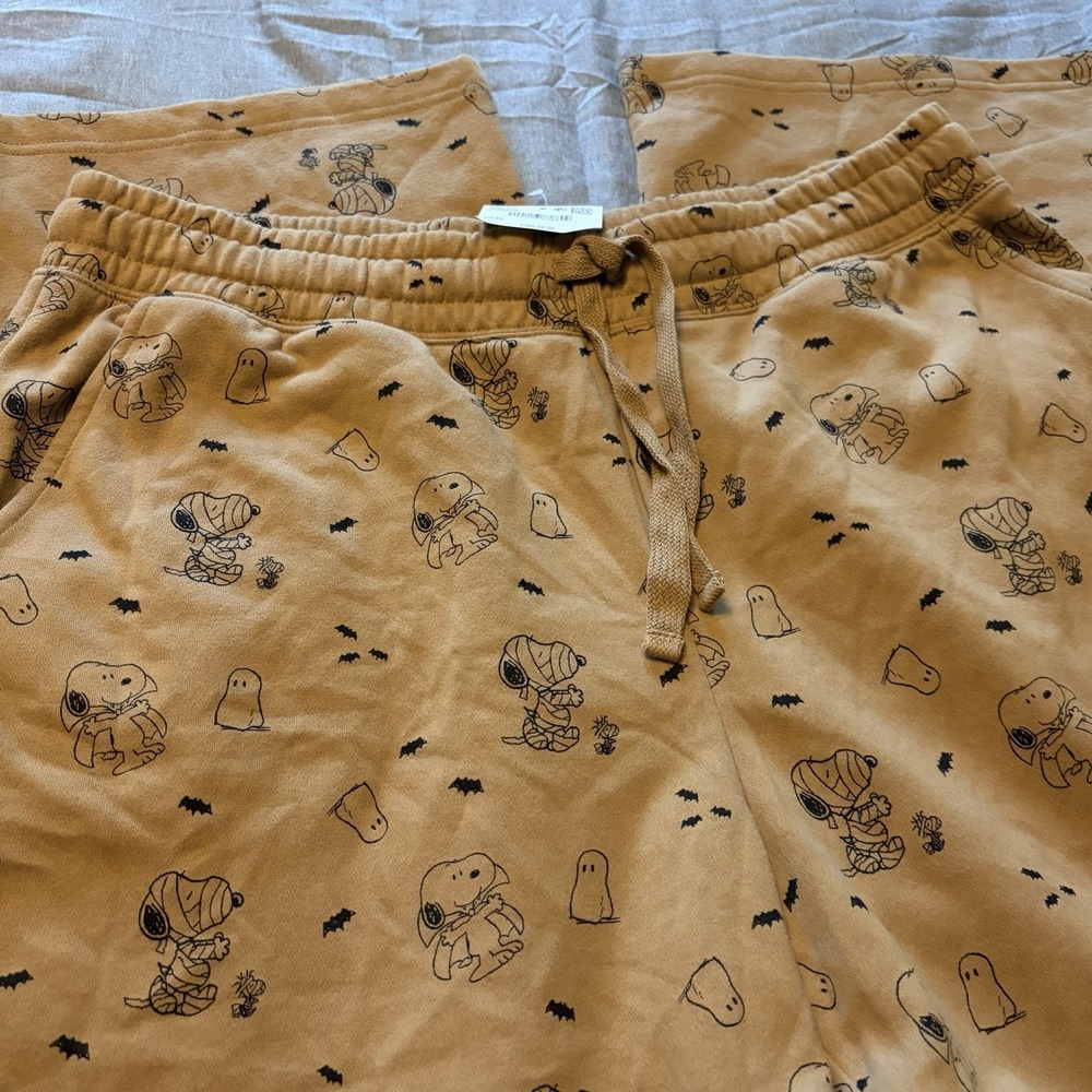 American Eagle AE Lounge Snoopy Halloween PJ Pants XL NWT Mummy Ghost - Picture 4 of 6